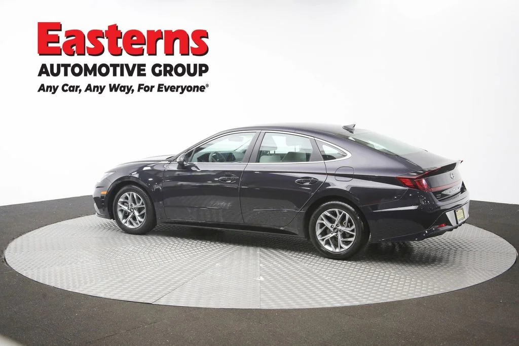 Used 2023 Blue Hyundai SEL image 62