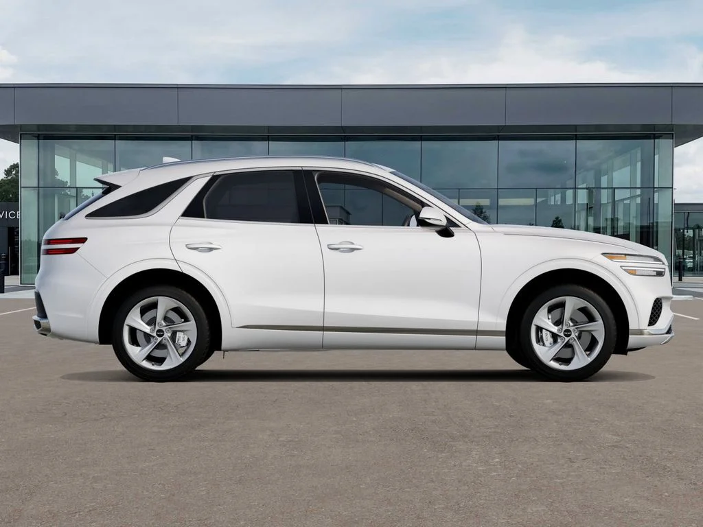 New 2027 White Genesis 2.5T image 5