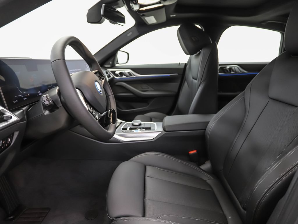 2025 BMW i4 40 - Photo 10