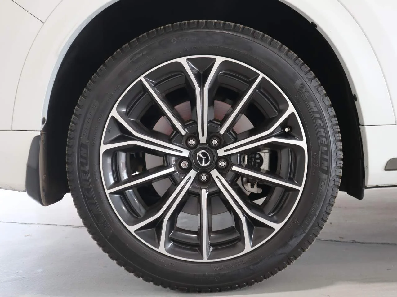Used 2025 Rhodium White Premium Mazda 3.3 Turbo S Premium Plus image 9