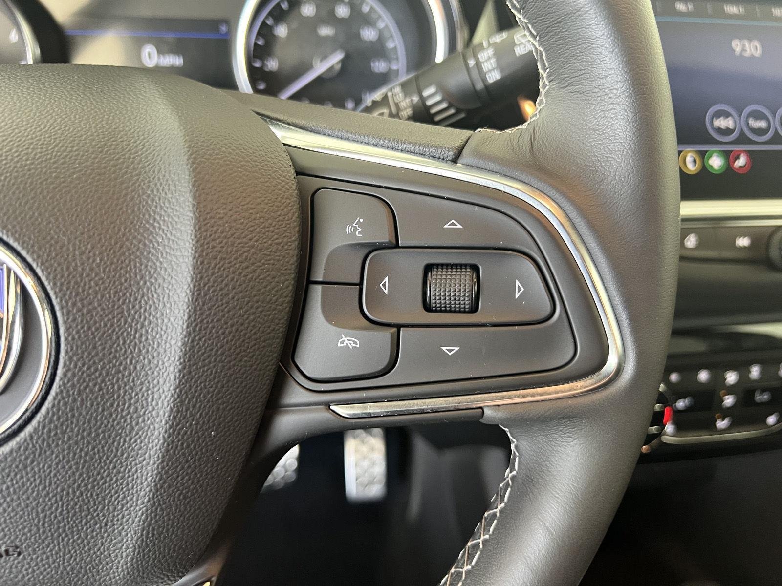 Used 2023 Cinnabar Metallic Buick Select image 9