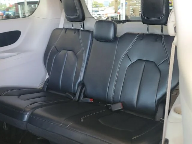 Used 2023 Black Chrysler Touring L image 11