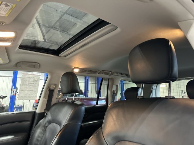 Used 2018 Gray INFINITI Base image 20