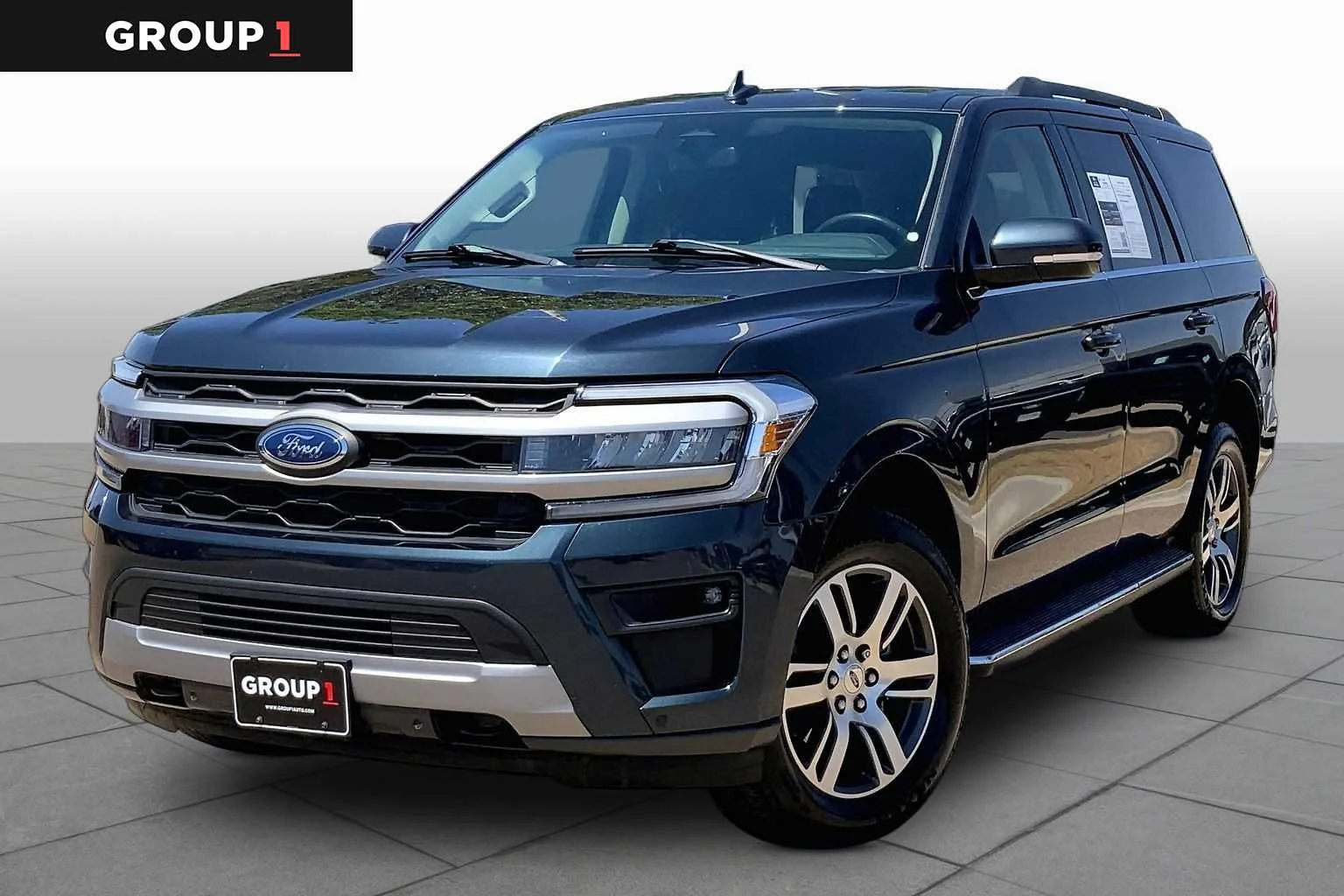 2022 Ford Expedition XLT 4x4's photo