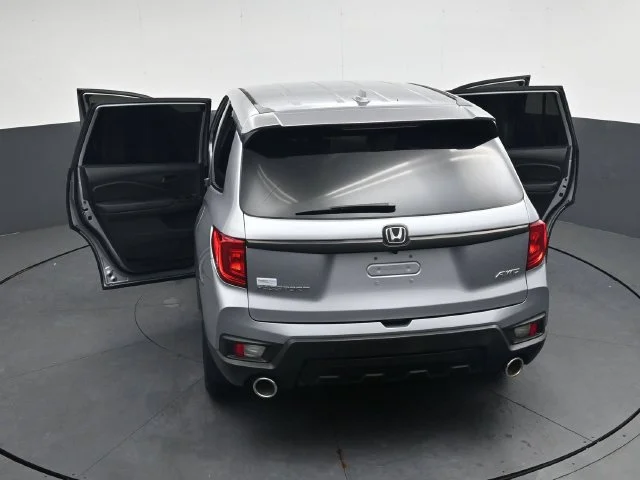 Used 2023 Lunar Silver Metallic Honda EX-L image 38