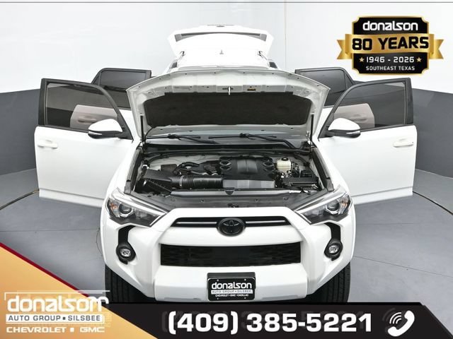 Used 2022 White Toyota SR5 Premium image 24