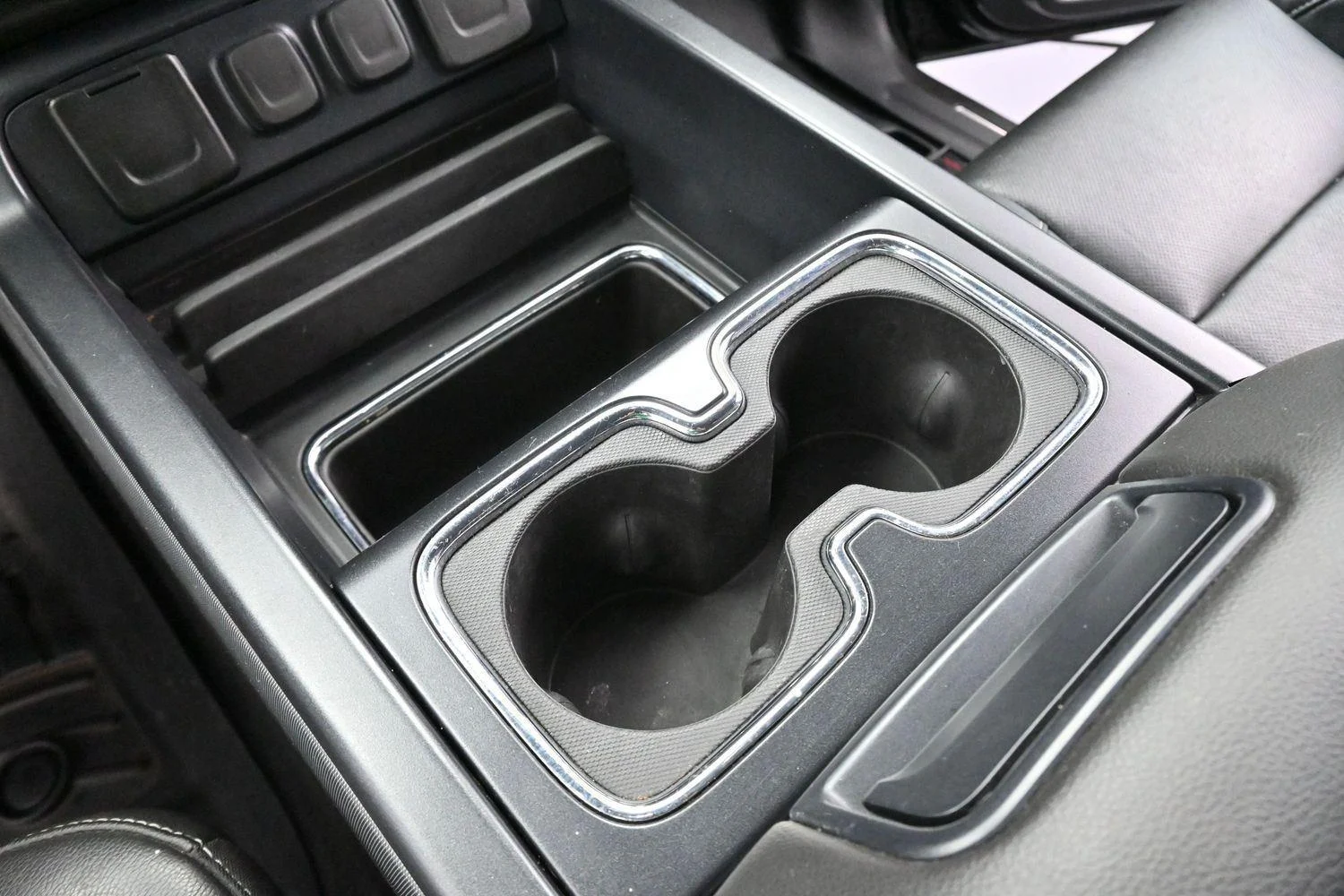 Used 2019 Black Chevrolet LTZ image 26