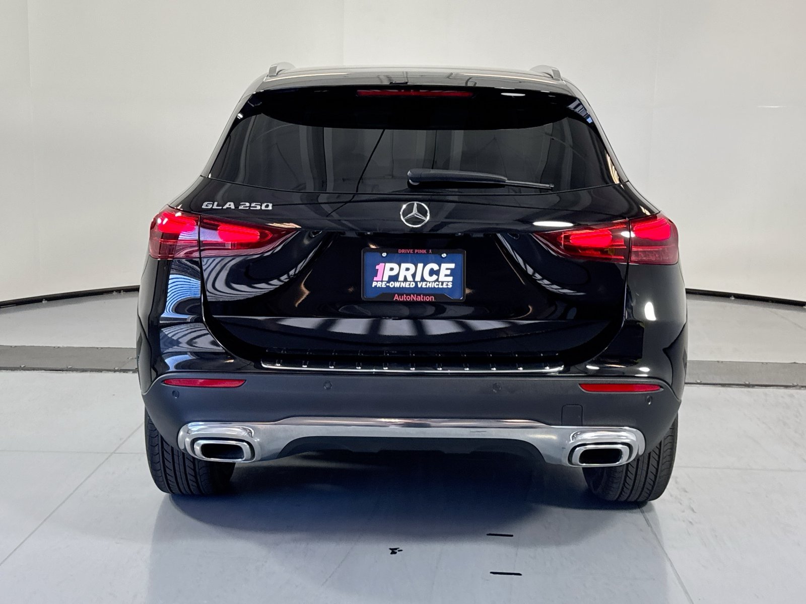 Certified Used 2025 Night Black Mercedes-Benz GLA 250 image 6
