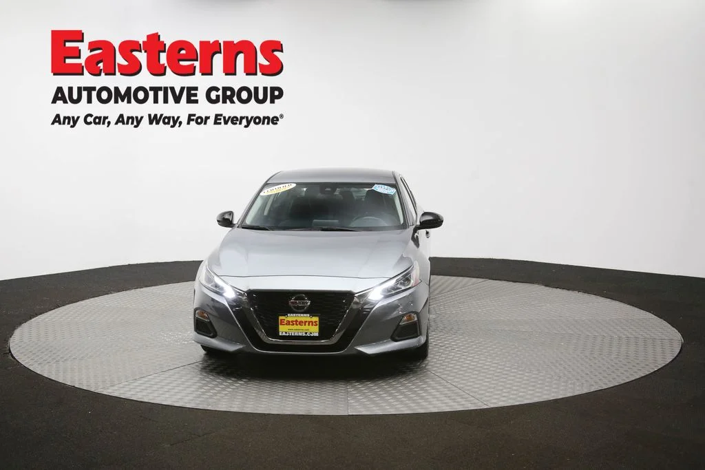 Used 2022 Gray Nissan 2.5 SR image 50