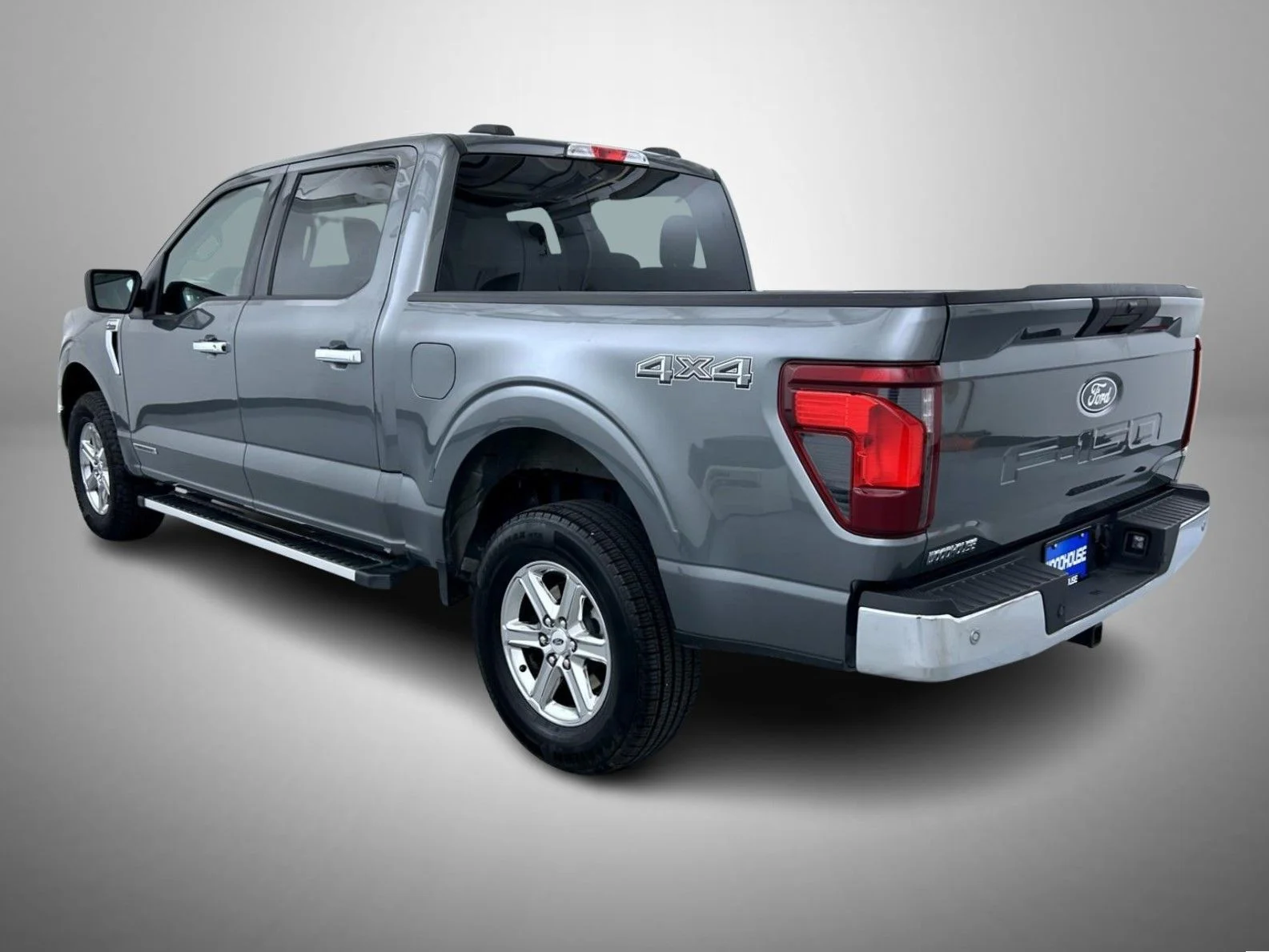Used 2025 Gray Ford XLT image 7