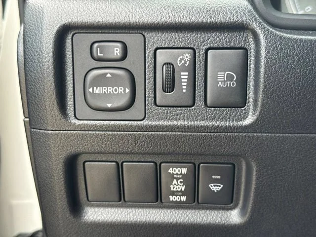 Used 2022 White Toyota TRD Off Road Premium image 17