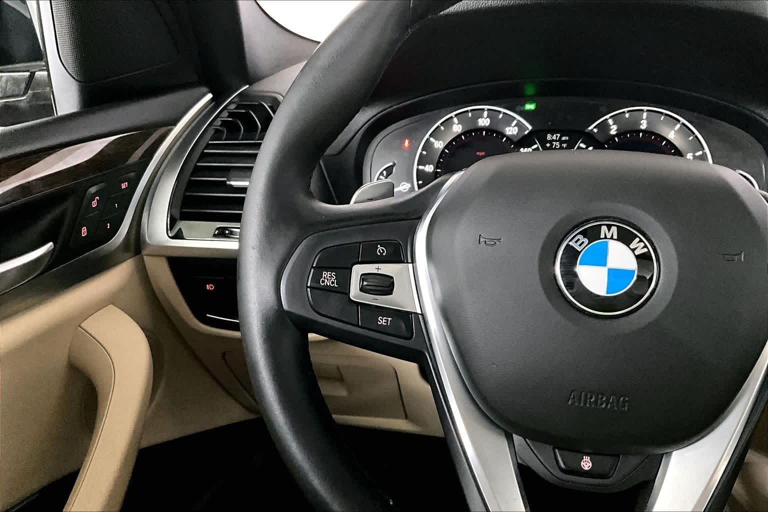 Used 2018 Jet Black BMW xDrive30i image 24