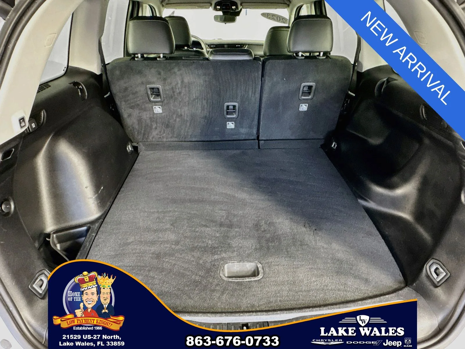 Used 2023 White Jeep Limited image 24