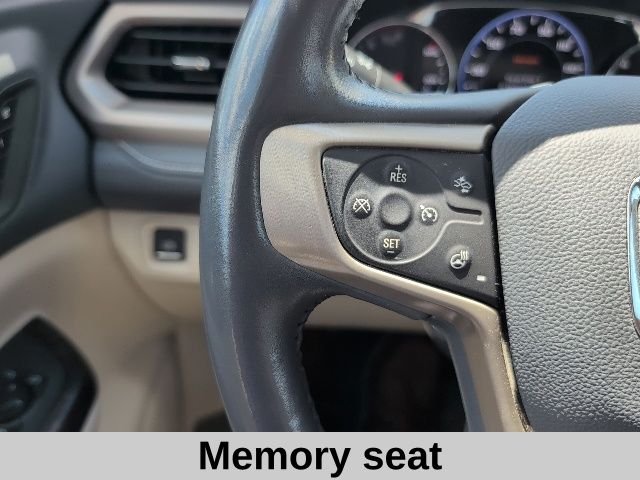Used 2021 Cayenne Red GMC Denali image 9