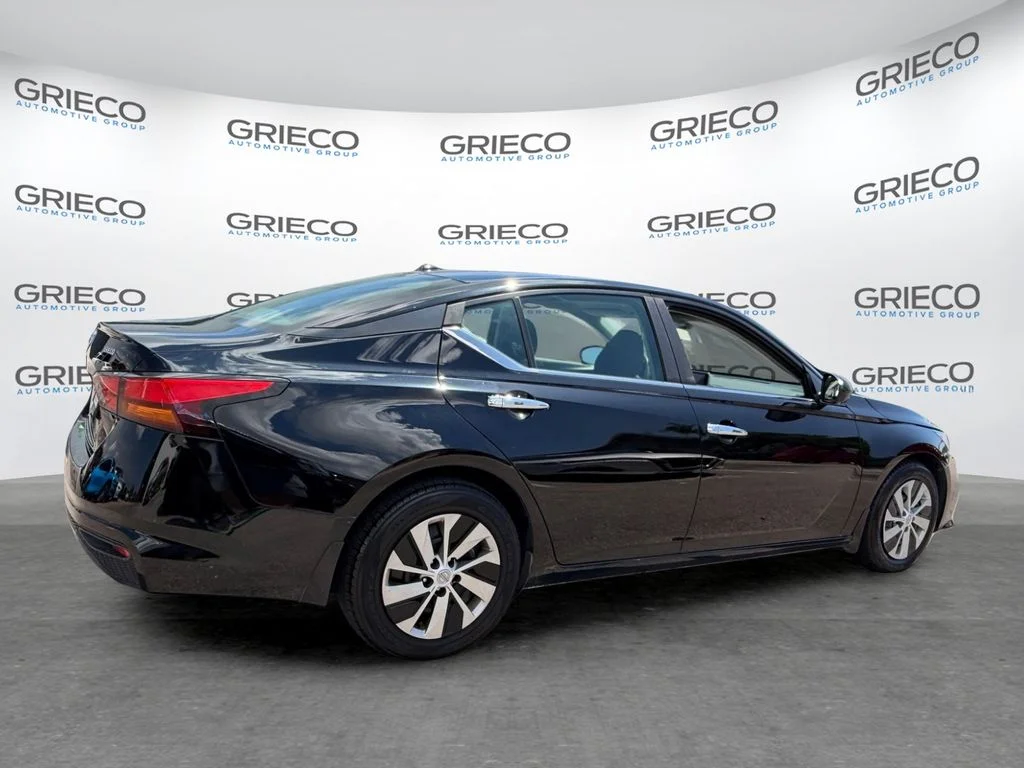 Certified Used 2020 Black Nissan 2.5 S image 7