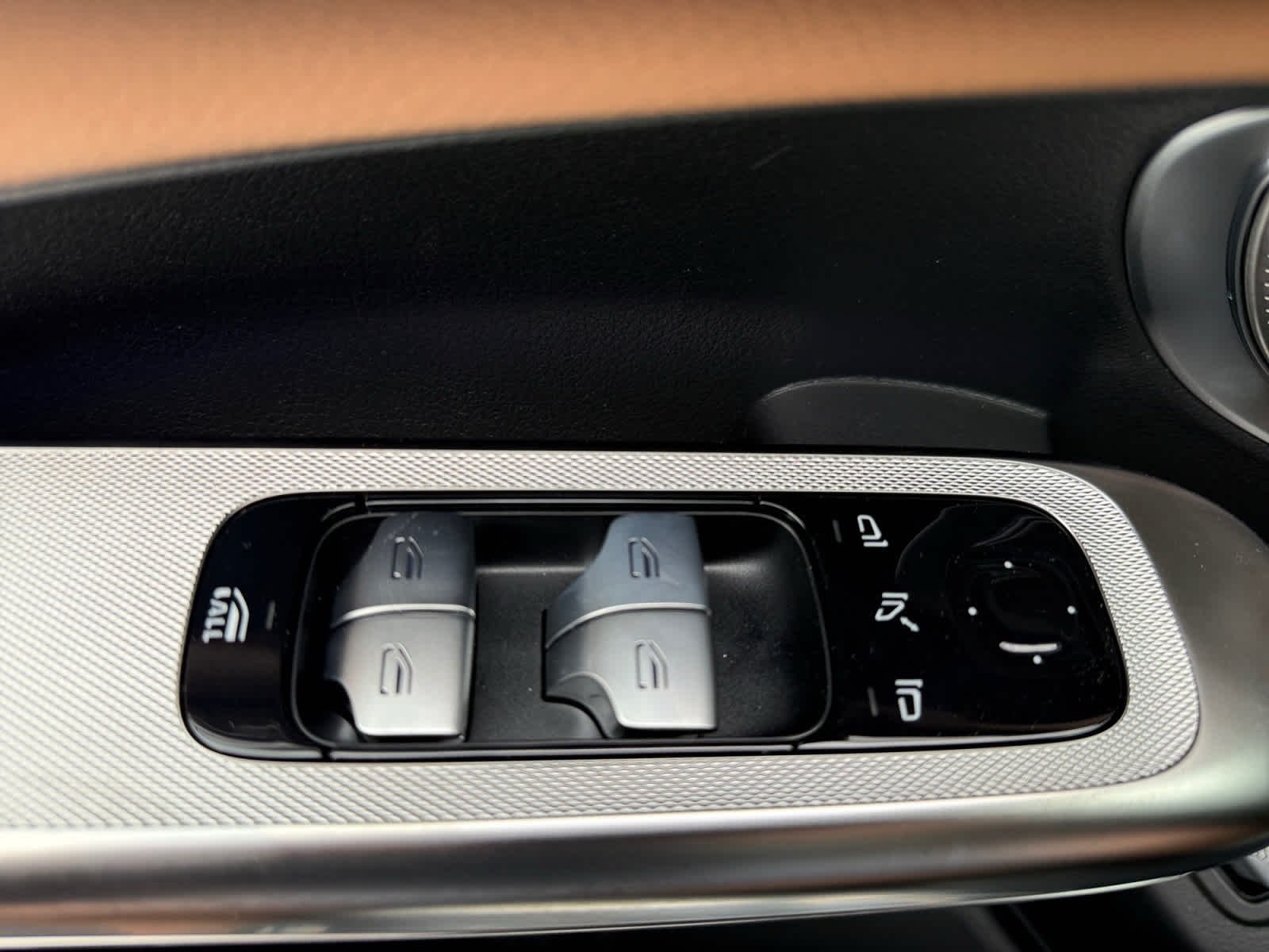 New 2026 Black Mercedes-Benz CLE 450 image 24