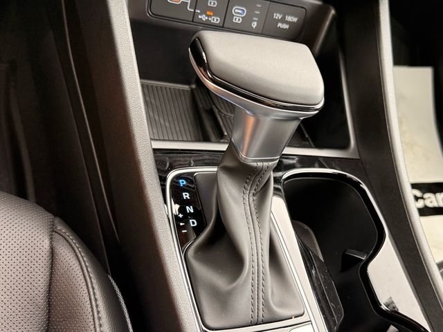 Used 2025 Green Hyundai Limited image 19