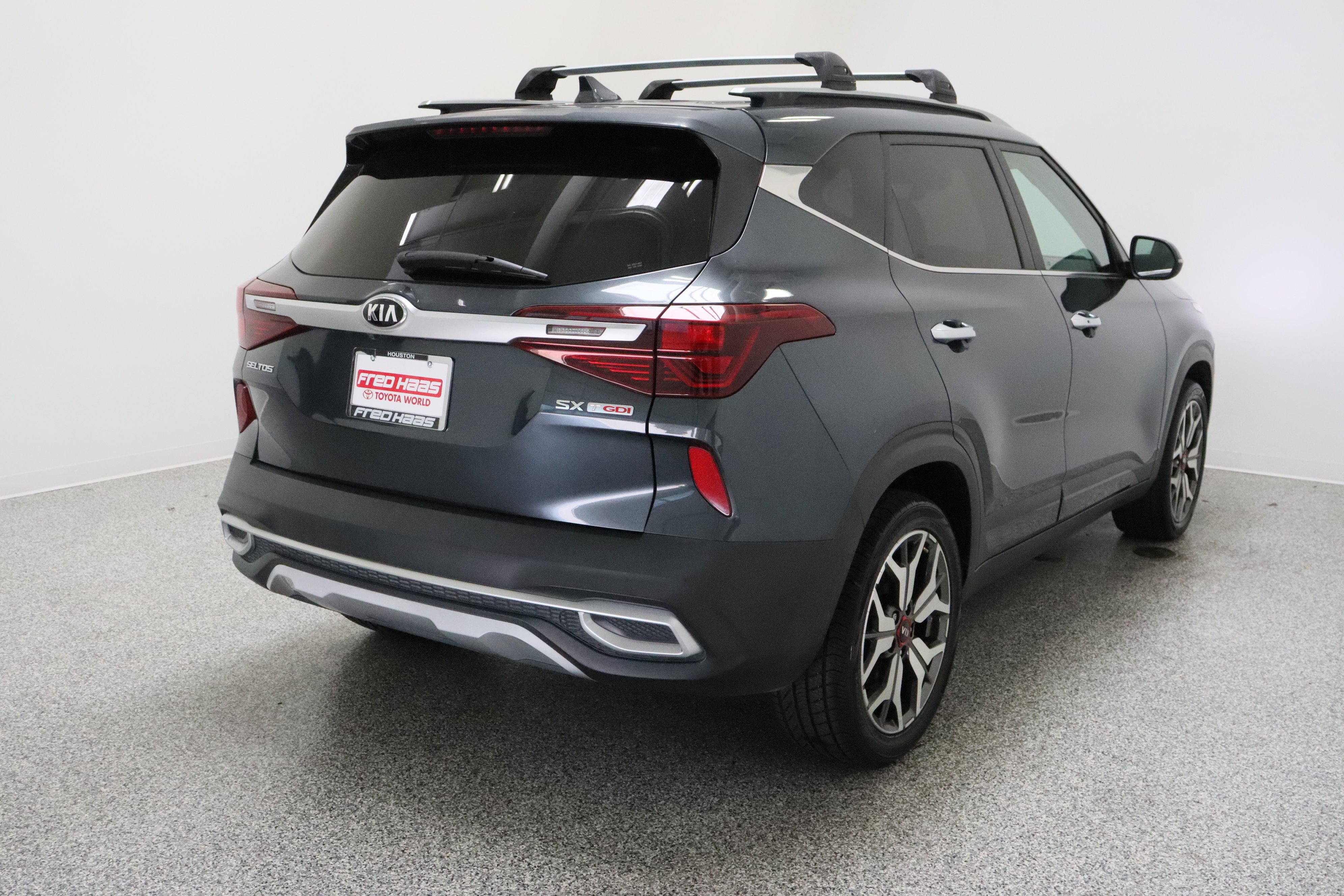 Used 2021 Gravity Gray Kia SX 1.6T image 7