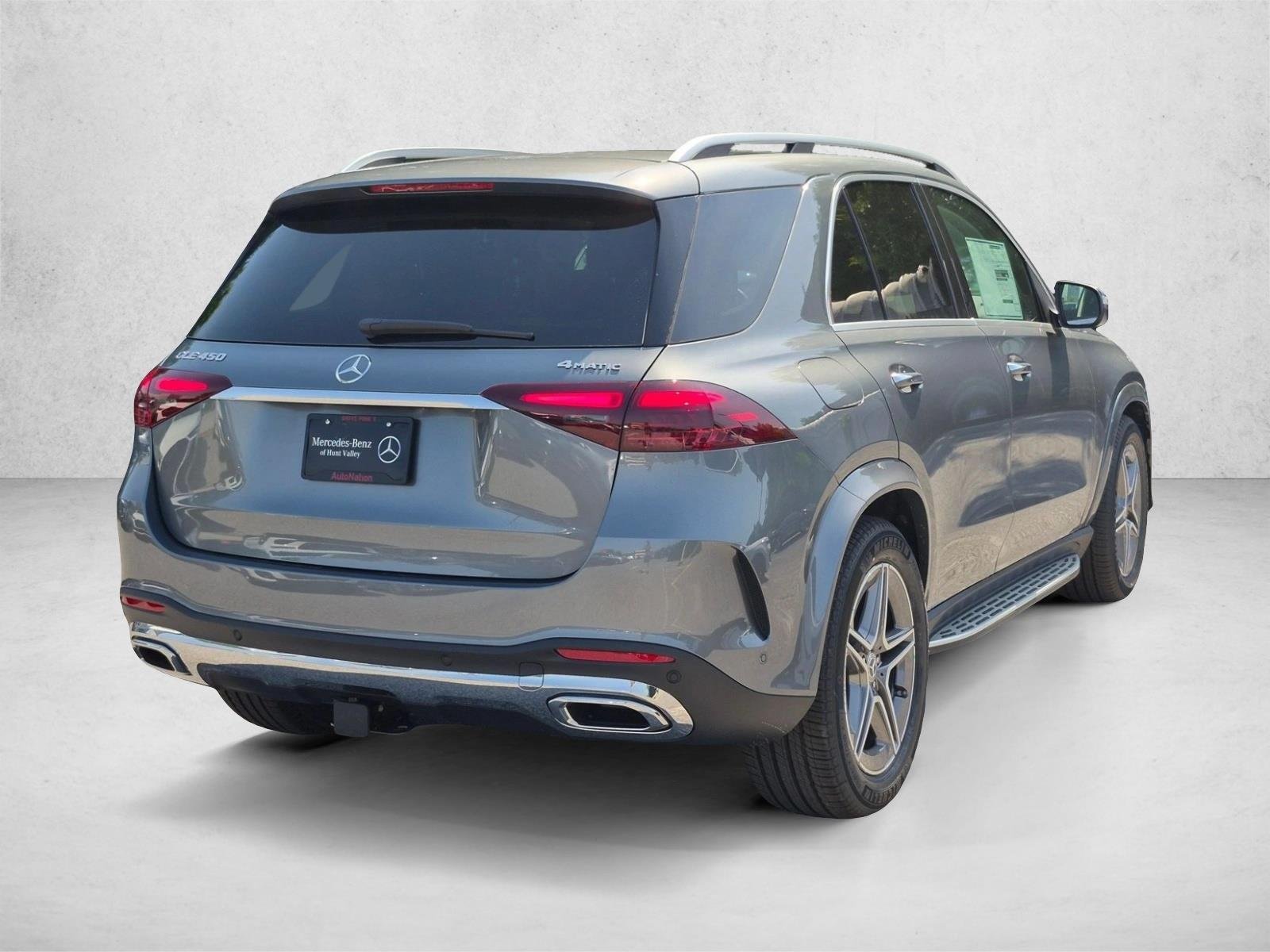 New 2026 Selenite Grey Metallic Mercedes-Benz GLE450 image 2
