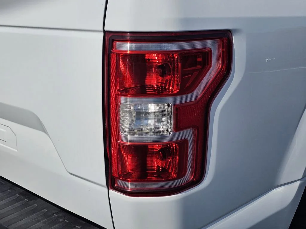 Used 2020 Oxford White Ford XL image 10