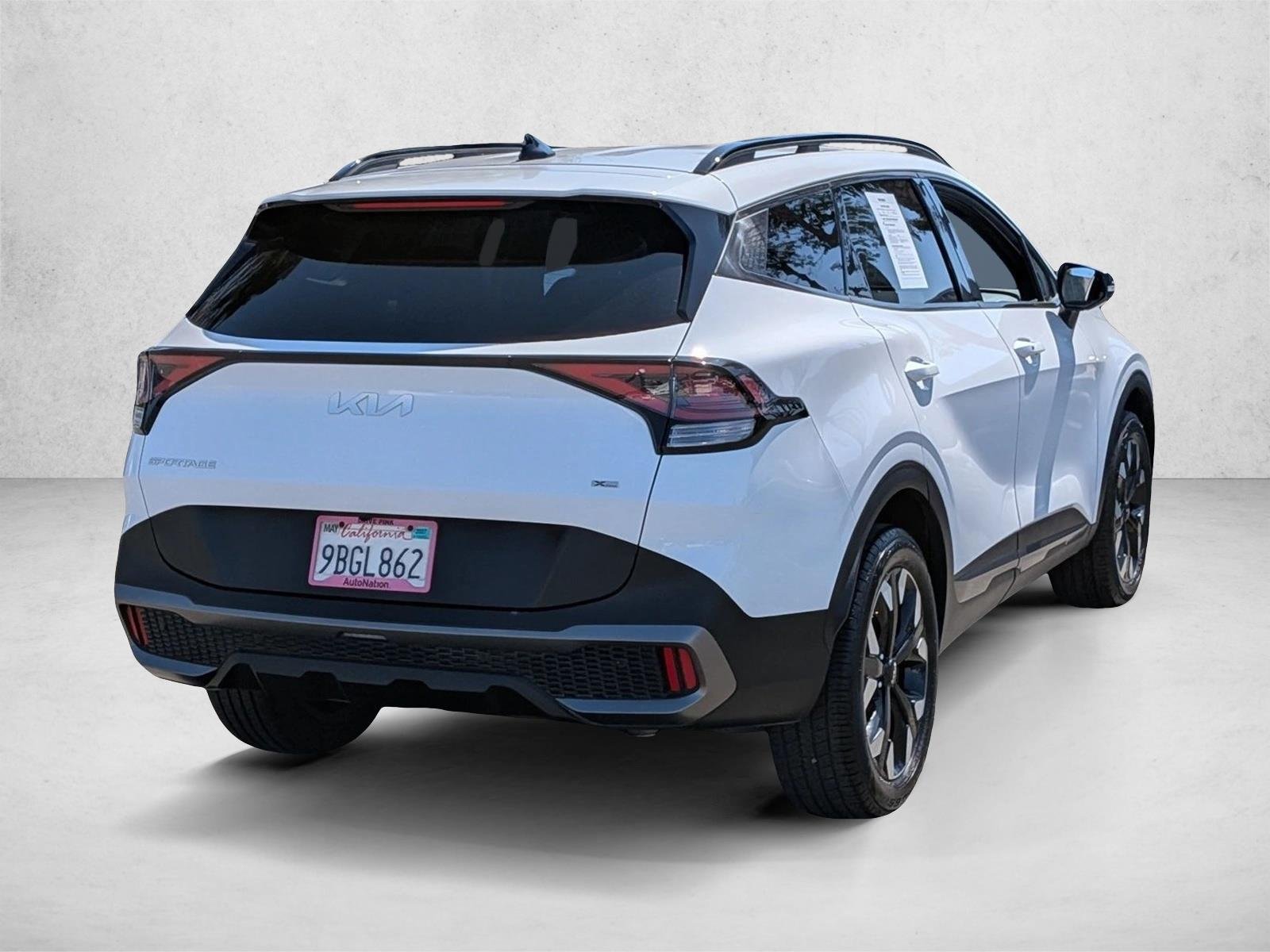 Used 2023 Glacial White Pearl Kia X-Line image 5