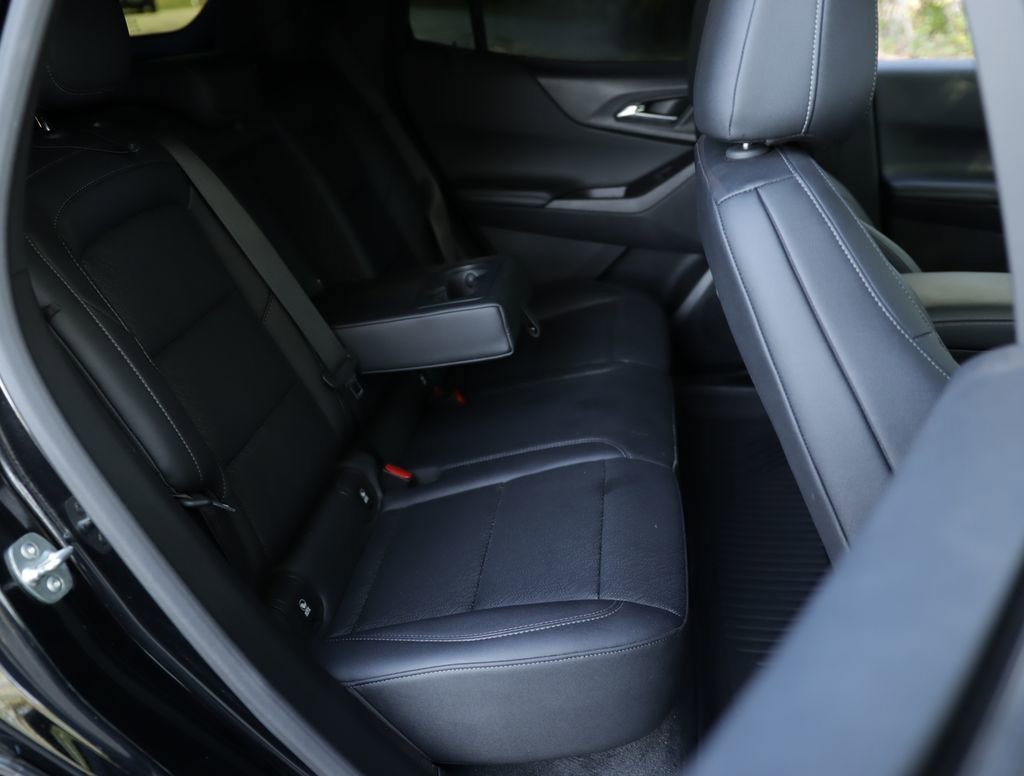 Used 2025 Mosaic Black Metallic Chevrolet LT image 31