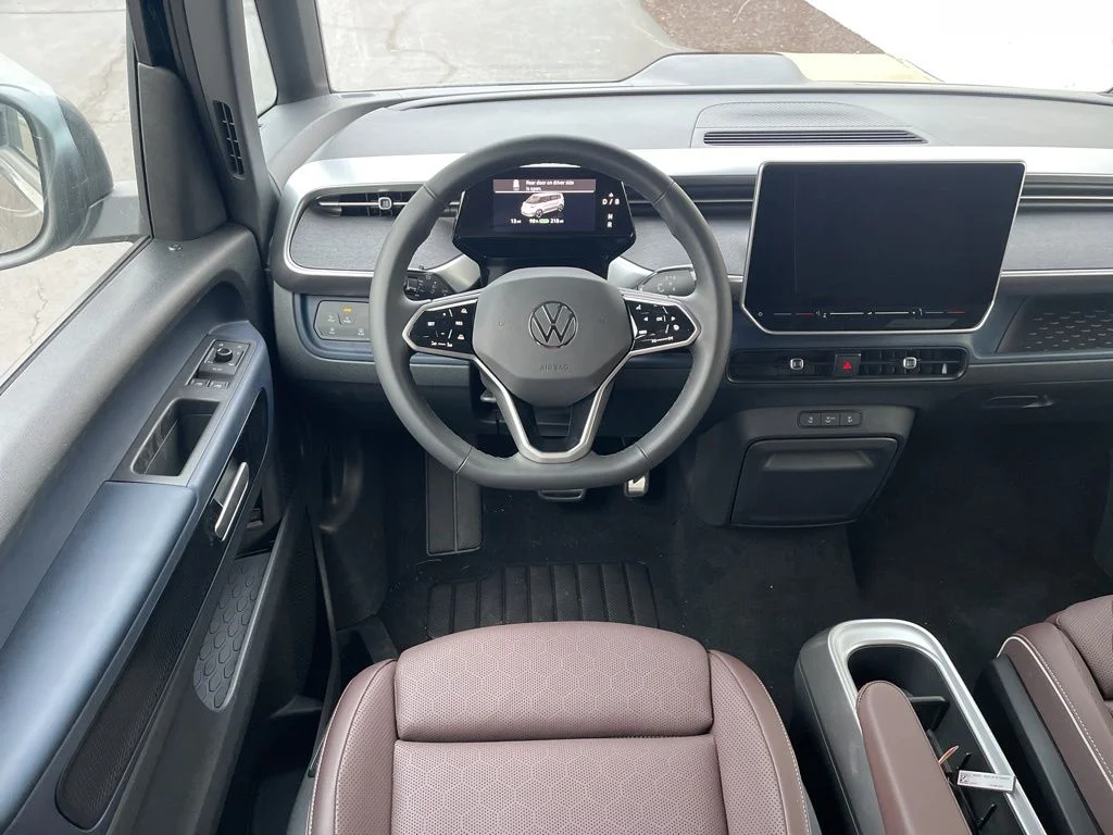 New 2025 Deep Black Pearl Volkswagen Pro image 23