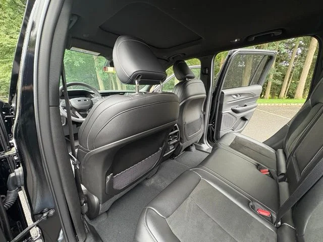 Used 2025 Diamond Black Jeep Altitude X image 12