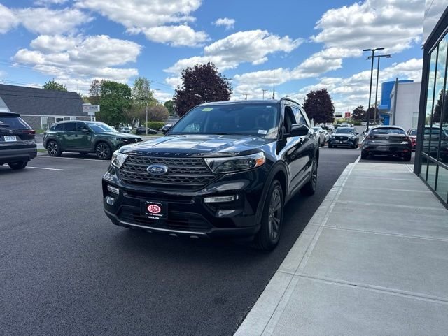 Used 2023 Black Ford XLT image 6