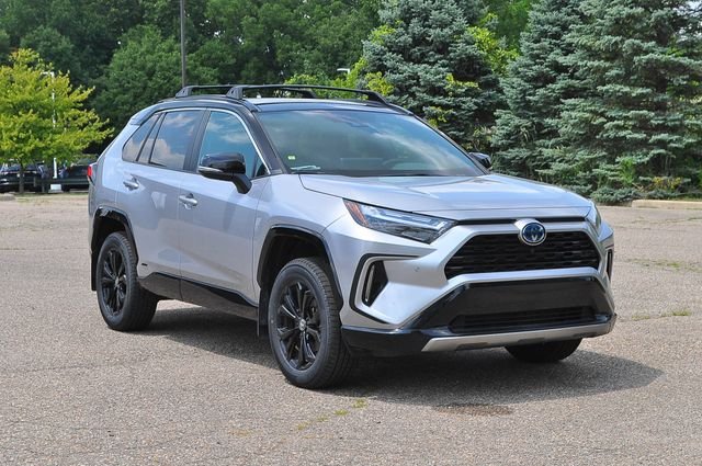 2024 Toyota RAV4 Hybrid XSE