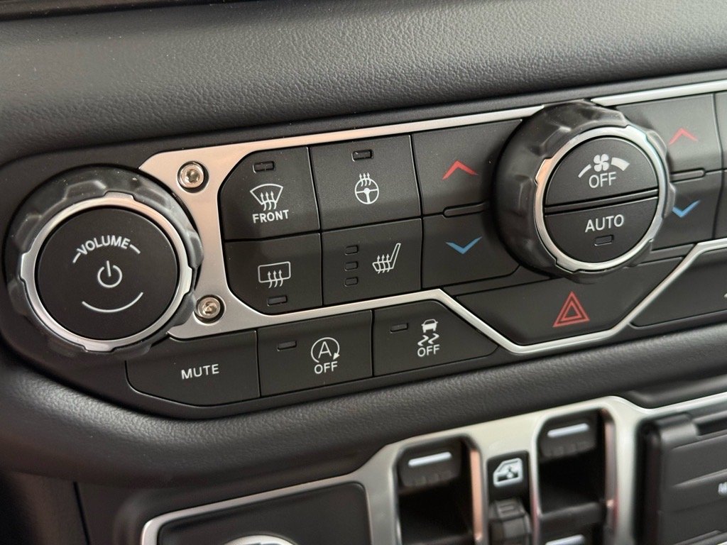 2026 Jeep Wrangler 4-Door Rubicon - Photo 8