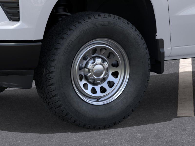 New 2026 Summit White Chevrolet WT image 9
