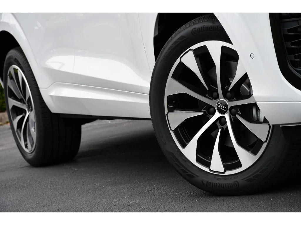 New 2026 Arkona White Audi S line image 11