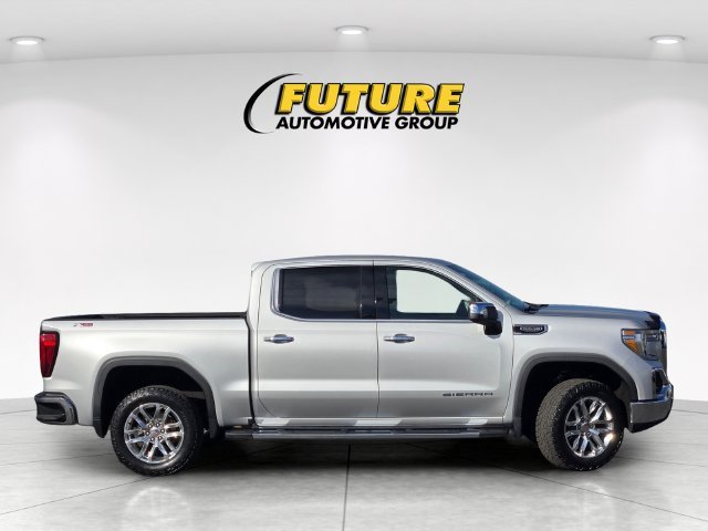 Used 2019 Silver GMC SLT image 3