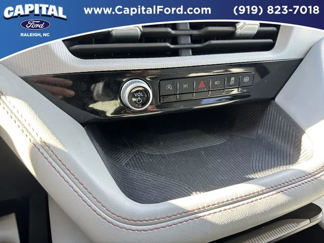 Used 2025 Gray Ford Active image 30