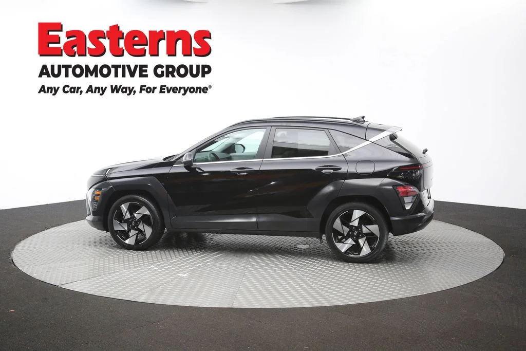 Used 2024 Black Hyundai Limited image 63