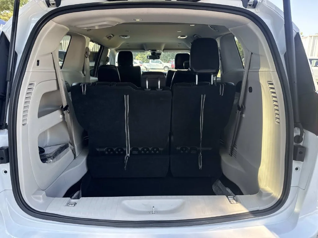 Used 2023 White Chrysler Touring L image 15