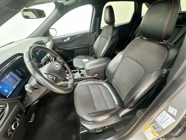 Used 2023 Silver Ford ST-Line image 14
