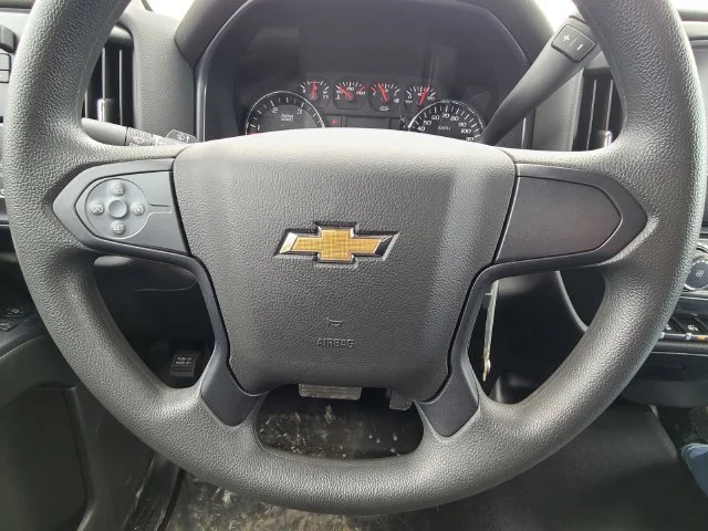 Used 2023 White Chevrolet 1WT image 23