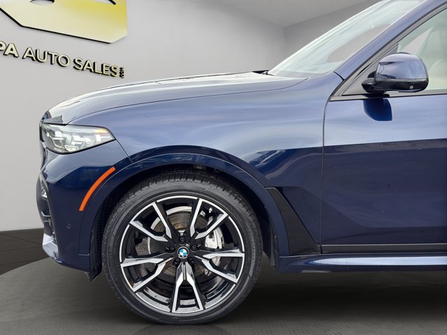 Used 2022 Tanzanite Blue II Metallic BMW xDrive40i image 22