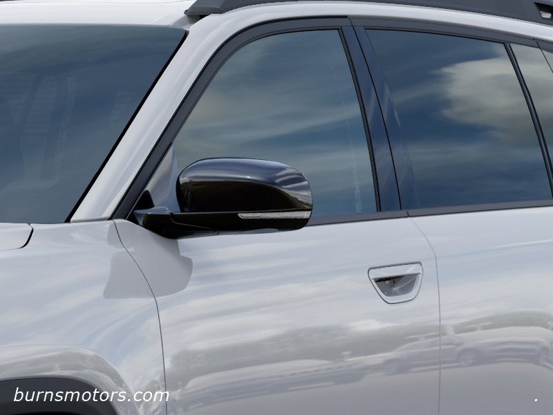 New 2026 Bright White Clear-Coat Exterior Paint Jeep Limited image 12