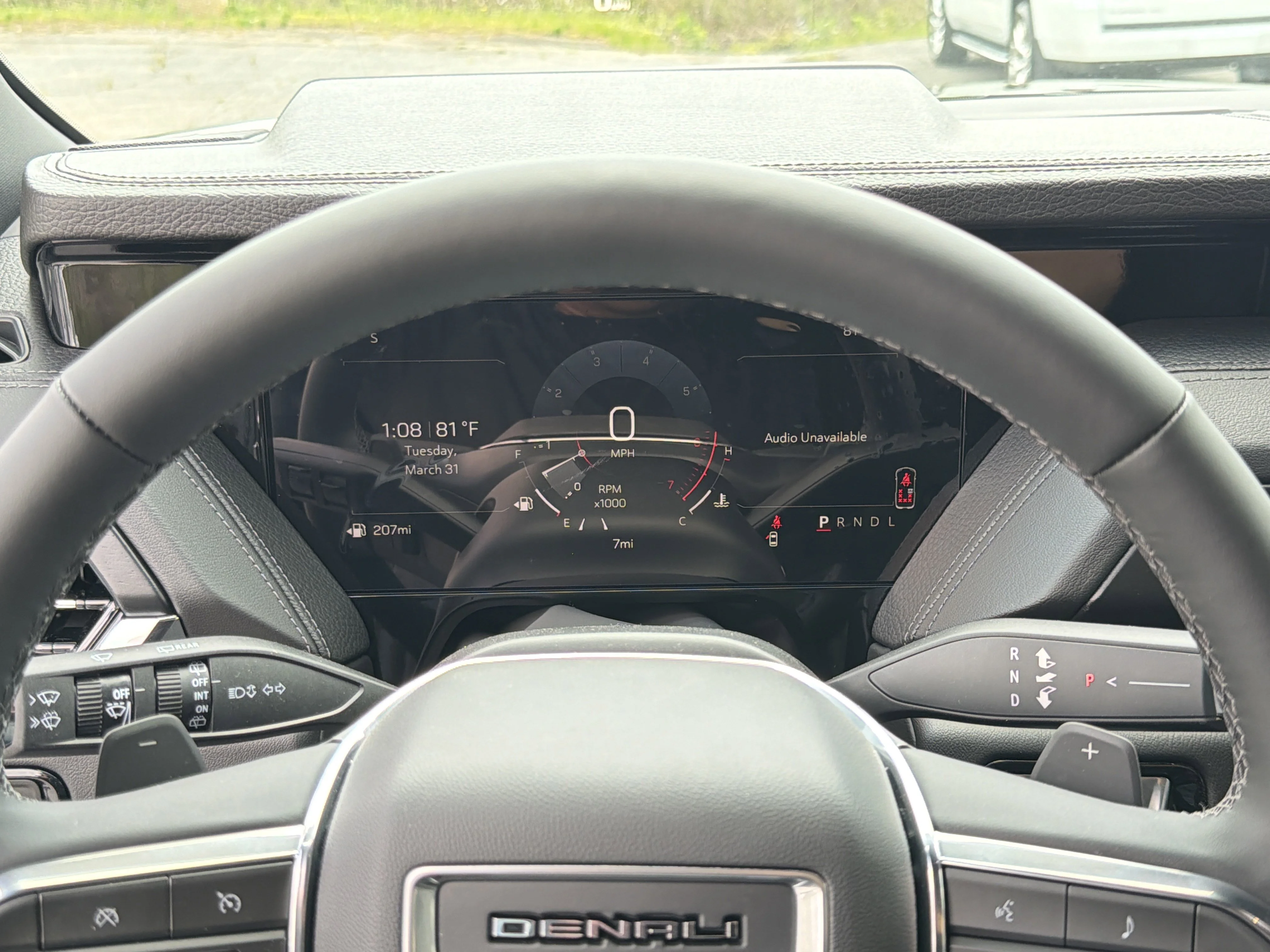 2026 GMC Yukon XL Denali - Photo 35