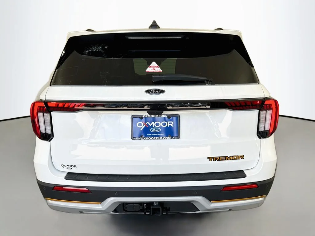 New 2026 Star White Metallic Tri-Coat Ford Tremor® image 6