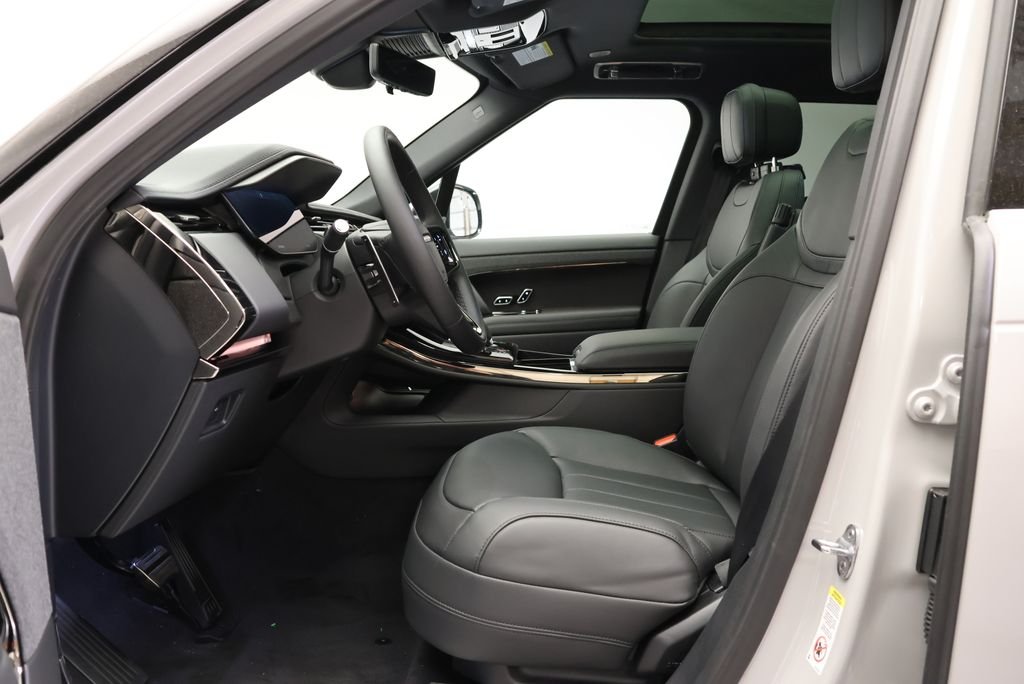 New 2026 Borasco Grey Land Rover Dynamic SE image 28