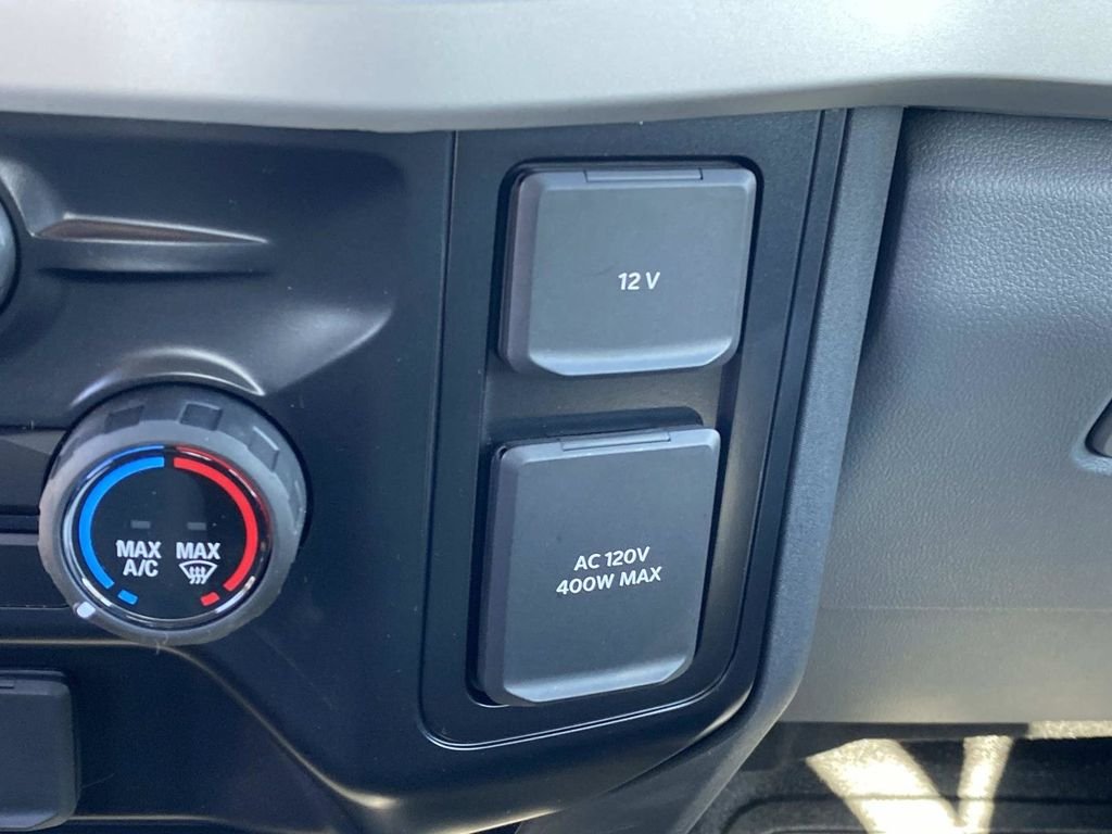 New 2026 Oxford White Ford F-550® XL image 17