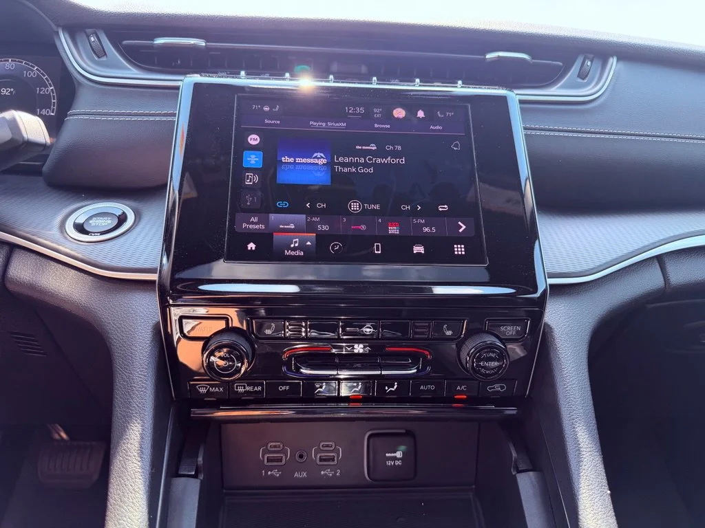 Used 2024 White Jeep Altitude X image 21