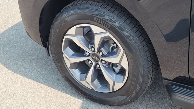 New 2027 Agate Black Metallic Ford Active image 26