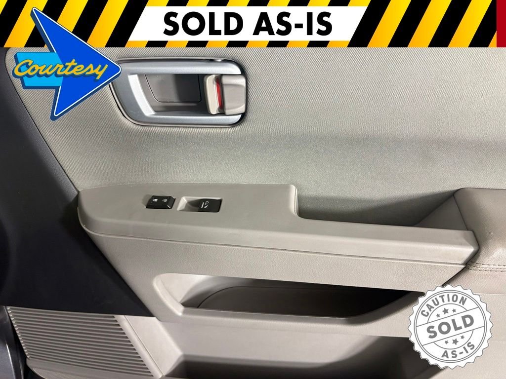 Used 2014 Silver Honda LX image 12