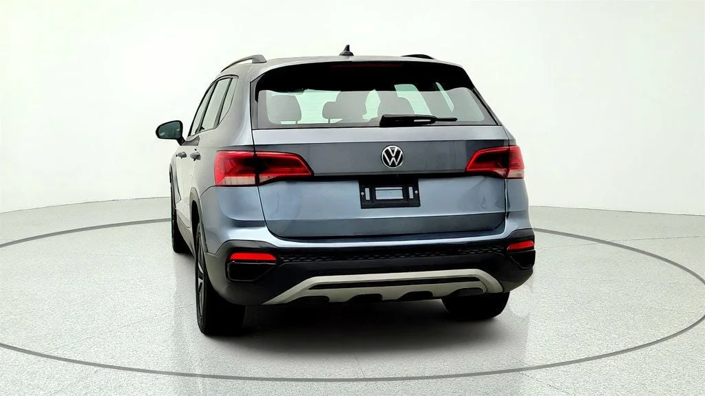 Used 2022 Platinum Gray Metallic Volkswagen S FWD image 6