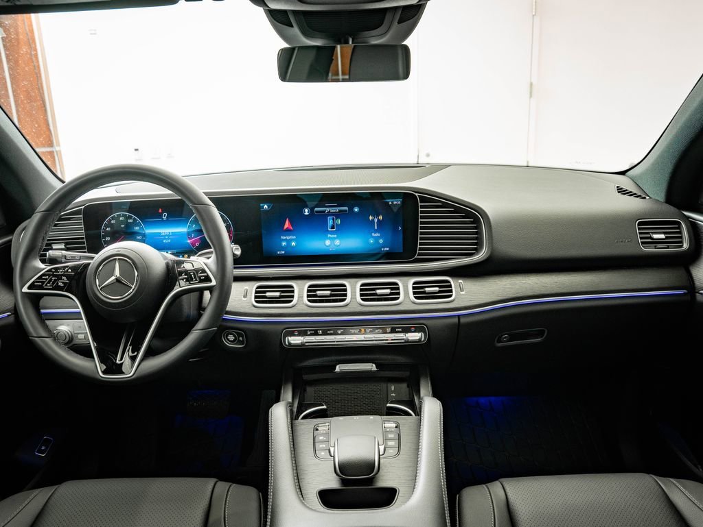 Used 2024 Black Mercedes-Benz GLE 350 image 4